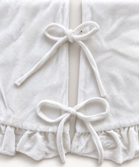 Ruffled Tree Skirt, White